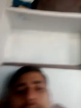 Desirock001 online show from November 5, 2025, 5:29 am