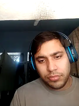 Desirock001 online show from February 7, 2026, 7:56 am