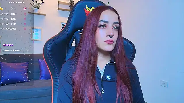 ViolethRosse online show from December 15, 2025, 8:13 pm