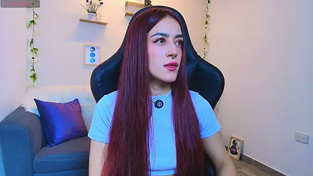 ViolethRosse online show from April 21, 2026, 1:07 am