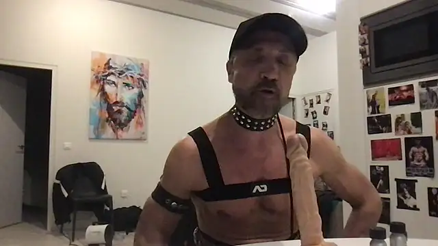 Zaak91190 online show from April 8, 2026, 9:04 pm