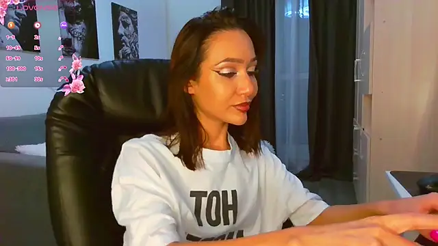 Lisa Shultz online show from December 2, 2025, 5:19 pm