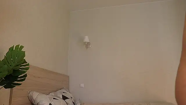 NessaDay online show from April 21, 2026, 9:15 am