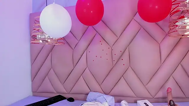 Ibbie drastic online show from February 15, 2026, 12:18 am