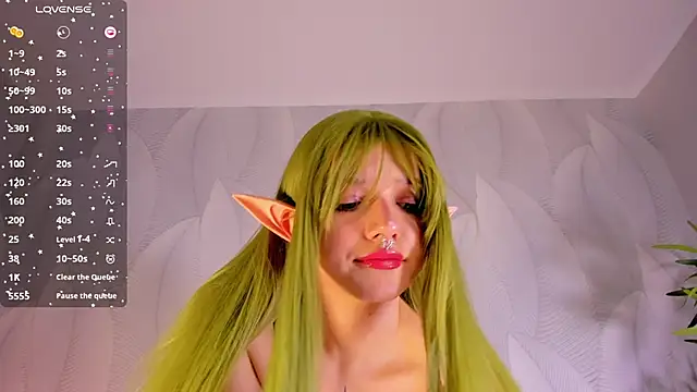 Molly Platt online show from September 13, 2025, 8:14 am