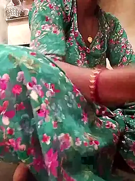 aunty sumy online show from November 4, 2025, 8:35 am