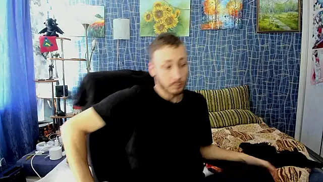 Snapshot of CuteBoy228 chatting on February 10, 2026, 11:25 am CuteBoy228 online show from February 10, 2026, 11:25 am