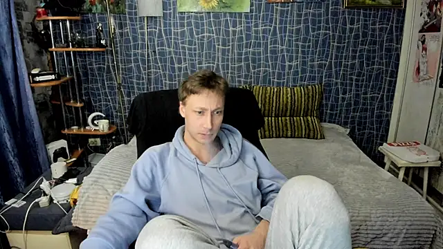 CuteBoy228 online show from April 20, 2026, 6:09 pm