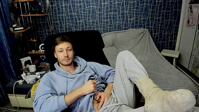 CuteBoy228 online show from April 26, 2026, 11:46 pm