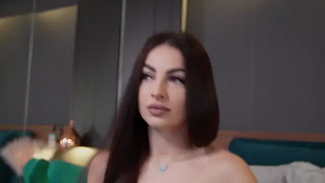 EmilyTrix online show from February 12, 2026, 5:46 am