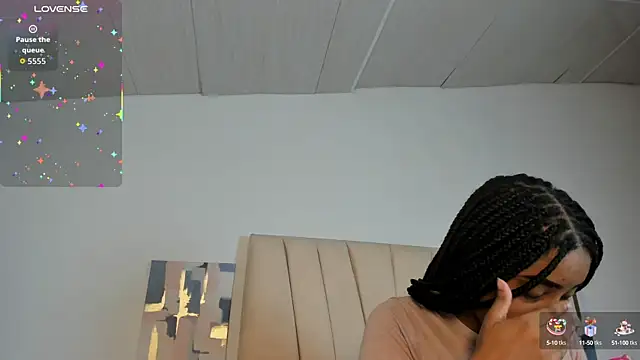 Sophia Ebony online show from October 1, 2025, 12:33 pm