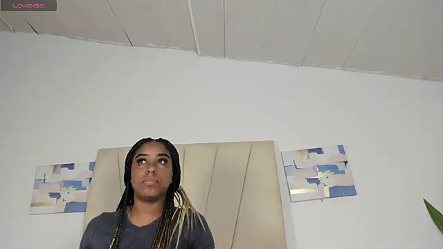 Snapshot of Sophia_Ebony chatting on June 10, 2026, 12:15 pm Sophia Ebony online show from June 10, 2026, 12:15 pm