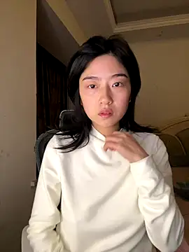 Olivia-l online show from December 19, 2025, 12:12 pm