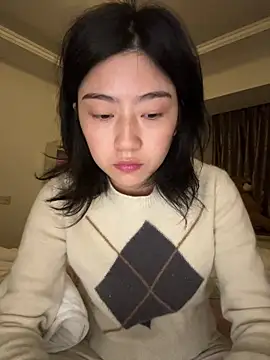 Olivia-l online show from December 21, 2025, 2:46 pm