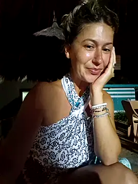 CelynaRoss online show from February 11, 2026, 11:37 am