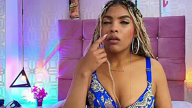 LexieBloom online show from September 29, 2025, 3:55 am