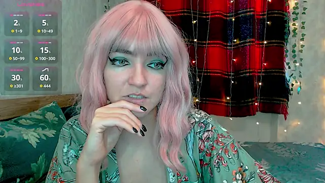 MagicPink online show from December 17, 2025, 12:33 pm