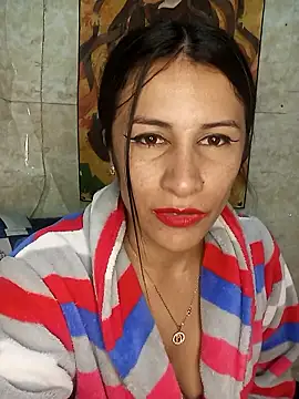 karinnahotdirty online show from September 10, 2025, 1:05 am