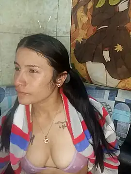 karinnahotdirty online show from September 18, 2025, 1:51 am