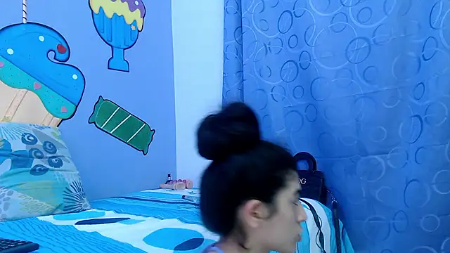 skinnykalitzo18 online show from January 10, 2026, 1:57 pm