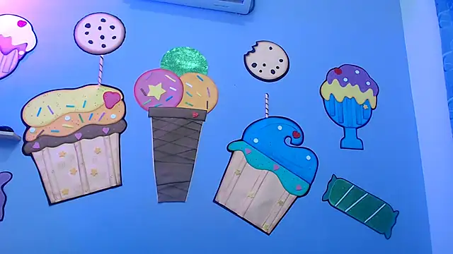 Snapshot of skinnykalitzo18 chatting on February 2, 2026, 2:05 pm skinnykalitzo18 online show from February 2, 2026, 2:05 pm