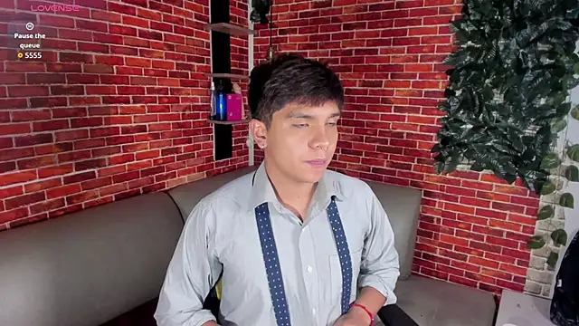 Thiago Kozak online show from May 20, 2026, 1:39 pm