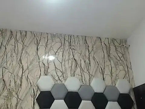 Snapshot of AntonellaBlanc chatting on September 8, 2025, 9:25 pm AntonellaBlanc online show from September 8, 2025, 9:25 pm