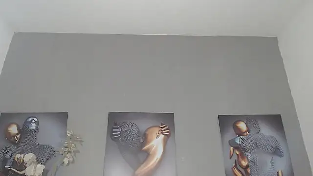 AntonellaBlanc online show from April 7, 2026, 3:51 am