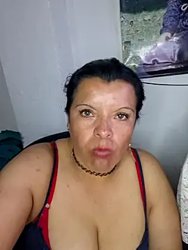 Hanna Kieran online show from October 22, 2025, 3:56 pm