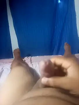 cora08 online show from November 23, 2025, 6:19 pm