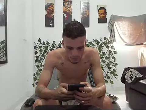 Latins Boss online show from April 1, 2026, 8:06 pm