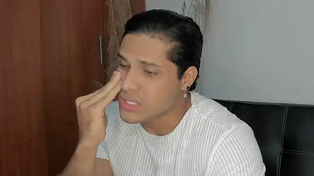 Evansdark1 online show from October 4, 2025, 3:15 am