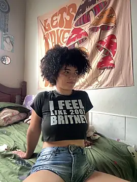 Snapshot of CamillyBlum chatting on March 4, 2026, 4:46 pm CamillyBlum online show from March 4, 2026, 4:46 pm