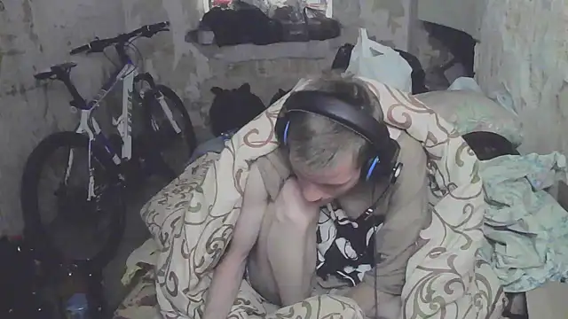 makarov1993 online show from September 23, 2025, 11:02 am