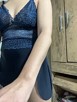 indracatfun online show from February 8, 2026, 11:46 am