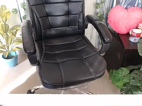 anika bold online show from October 31, 2025, 3:40 am