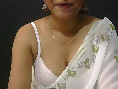 Snapshot of Priyanka_rao chatting on November 10, 2025, 5:34 pm Priyanka rao online show from November 10, 2025, 5:34 pm