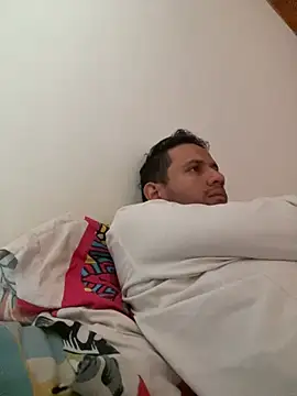 Michaell Spinelly online show from April 10, 2026, 3:28 pm