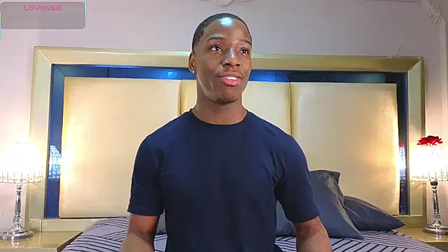 Snapshot of CharlesBrown_ chatting on January 31, 2026, 11:03 pm CharlesBrown online show from January 31, 2026, 11:03 pm