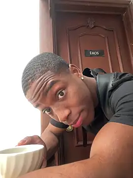 Snapshot of CharlesBrown_ chatting on February 6, 2026, 1:14 pm CharlesBrown online show from February 6, 2026, 1:14 pm