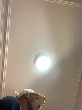 Snapshot of CharlesBrown_ chatting on February 17, 2026, 2:24 pm CharlesBrown online show from February 17, 2026, 2:24 pm