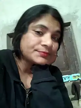 couple 71 online show from December 4, 2025, 5:54 pm