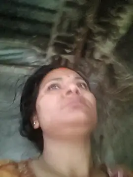 Snapshot of couple_71 chatting on April 3, 2026, 12:30 am couple 71 online show from April 3, 2026, 12:30 am