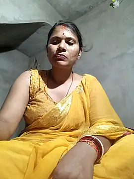 Snapshot of couple_71 chatting on April 17, 2026, 4:10 pm couple 71 online show from April 17, 2026, 4:10 pm