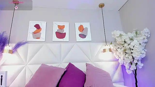 Valeria carter online show from November 7, 2025, 8:42 pm