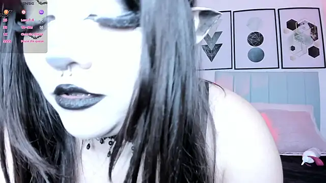 hinazuru online show from September 19, 2025, 7:14 pm