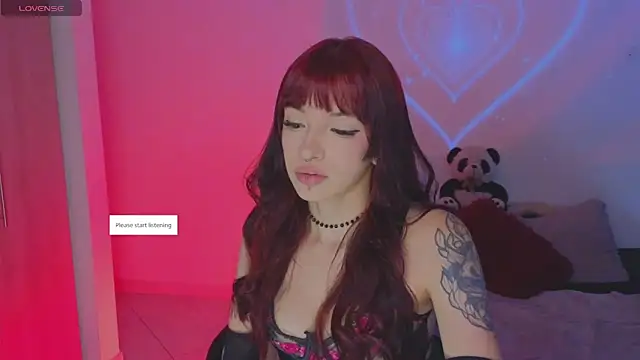 Moonlightt 21 online show from September 28, 2025, 6:57 pm