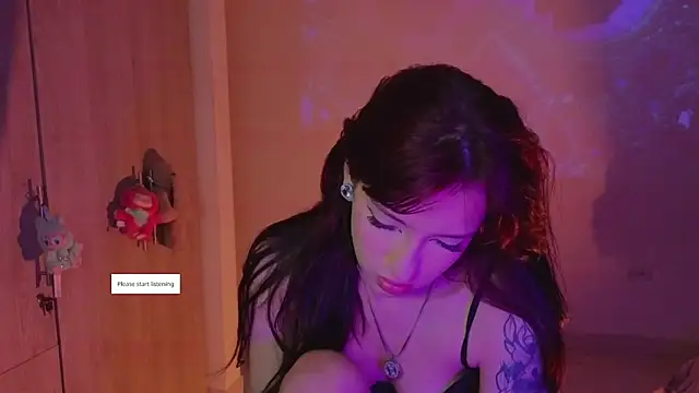 Moonlightt 21 online show from February 14, 2026, 1:35 am