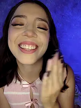 summi10 online show from December 19, 2025, 10:06 pm