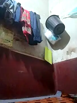 CatchingBouquet online show from September 30, 2025, 1:49 pm